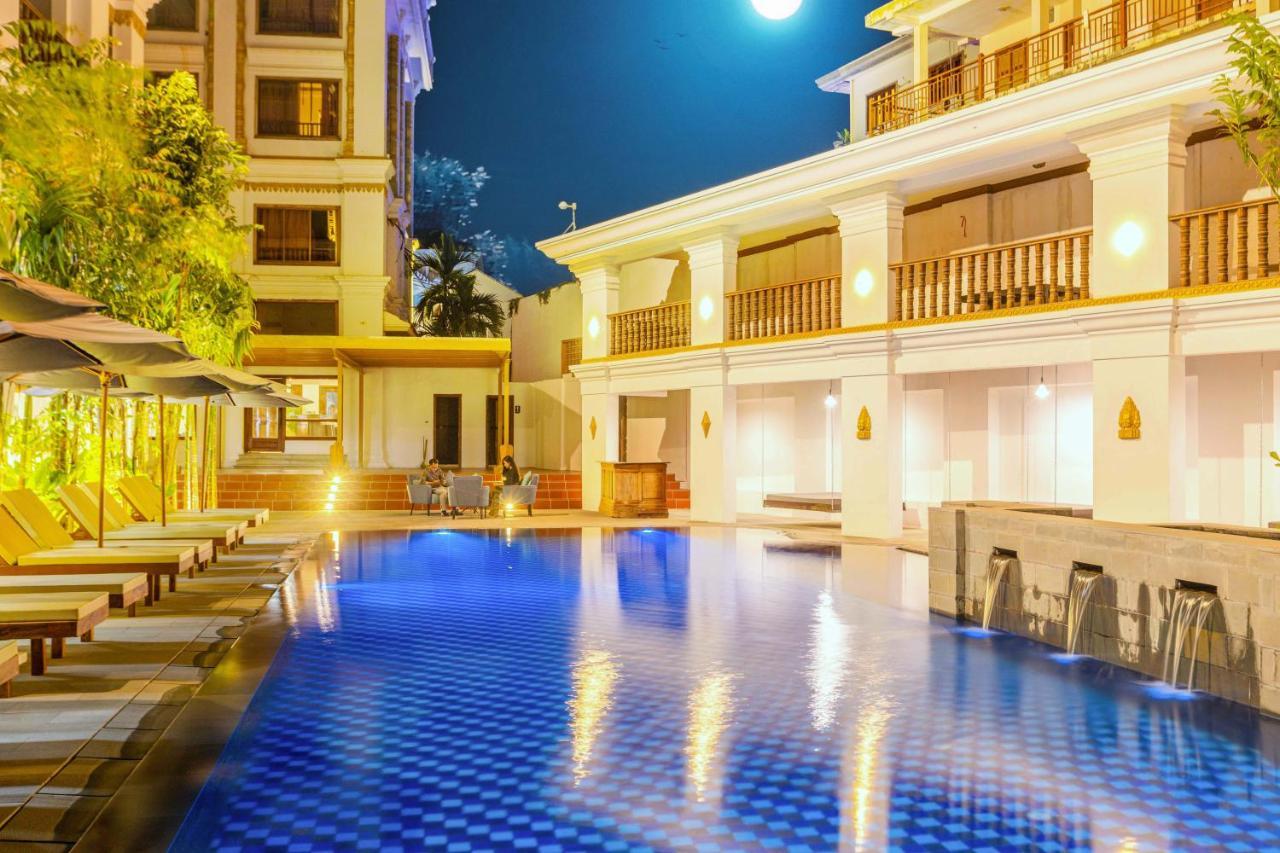 Angkor Land Urban Boutique Hotel Siem Reap Exterior photo