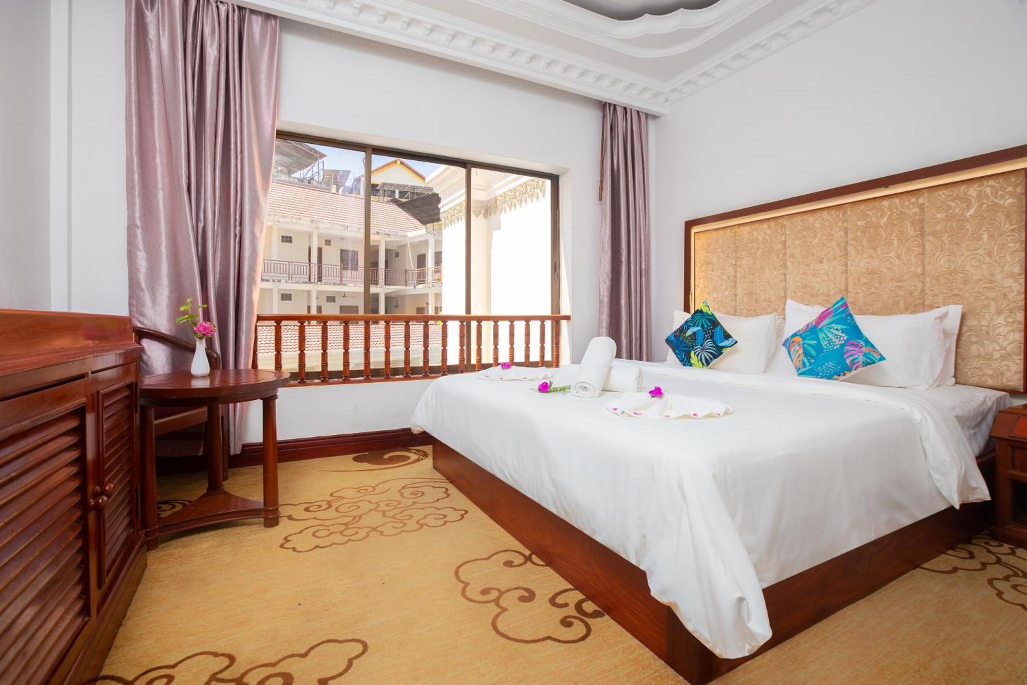 Angkor Land Urban Boutique Hotel Siem Reap Exterior photo