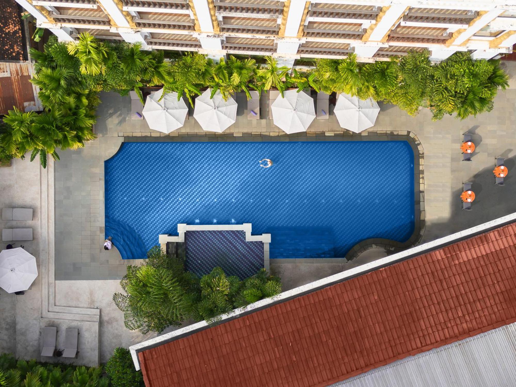 Angkor Land Urban Boutique Hotel Siem Reap Exterior photo