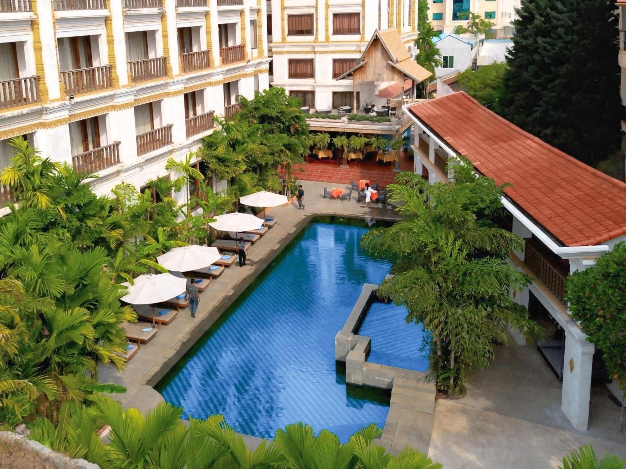 Angkor Land Urban Boutique Hotel Siem Reap Exterior photo